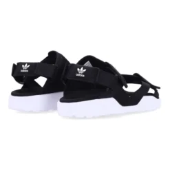 Adilette Adventure