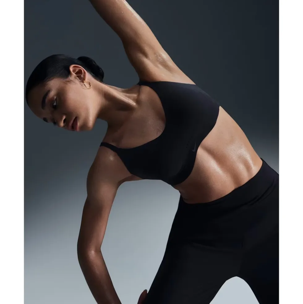 Alate Minimalist Light-Support Convertible Sports Bra