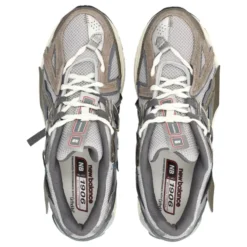 1906A Sneaker