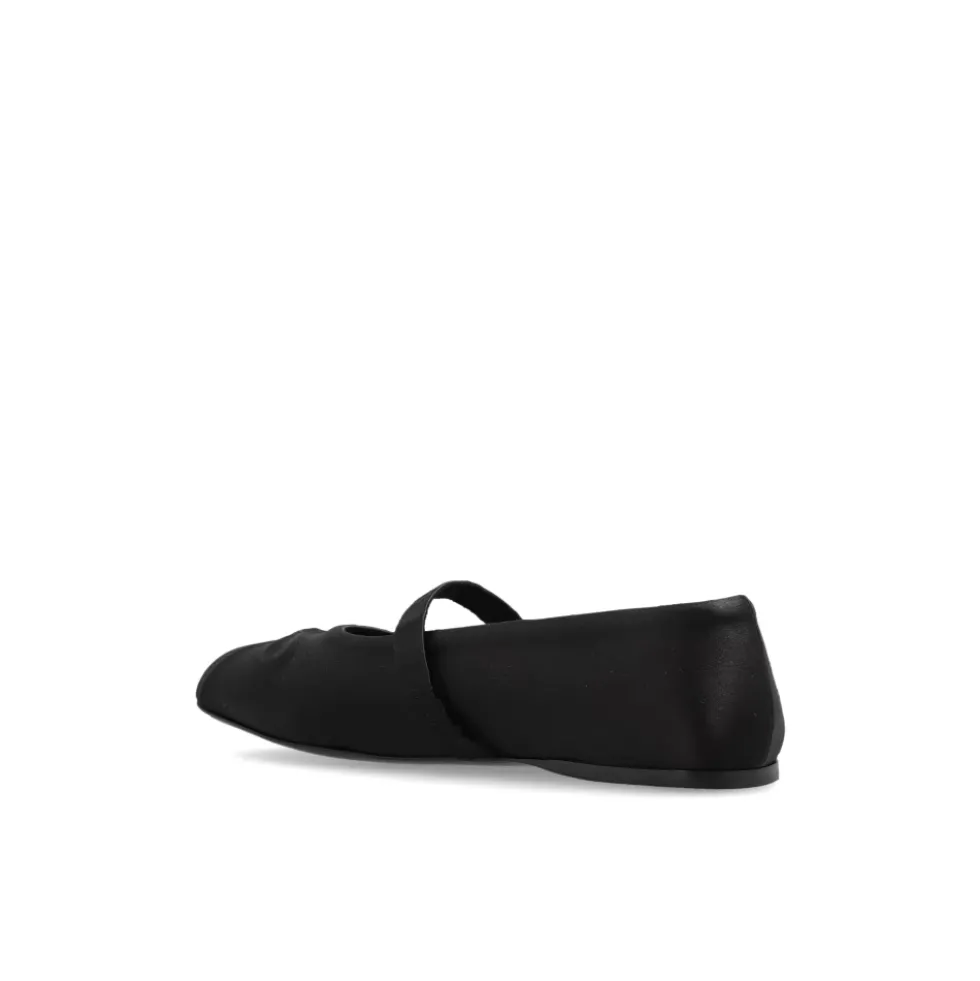 Ballerinaer med sløjfe