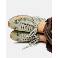 Ballet Sneaker