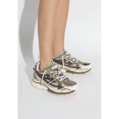 Be Right Back Sneakers