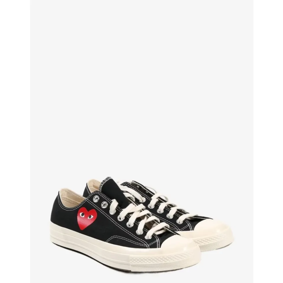 Black Heart Logo Low Top Sneakers