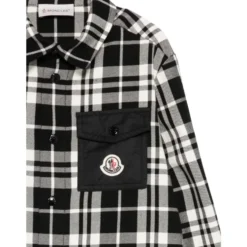 Bomuldsskjorte med tern og nylonlomme