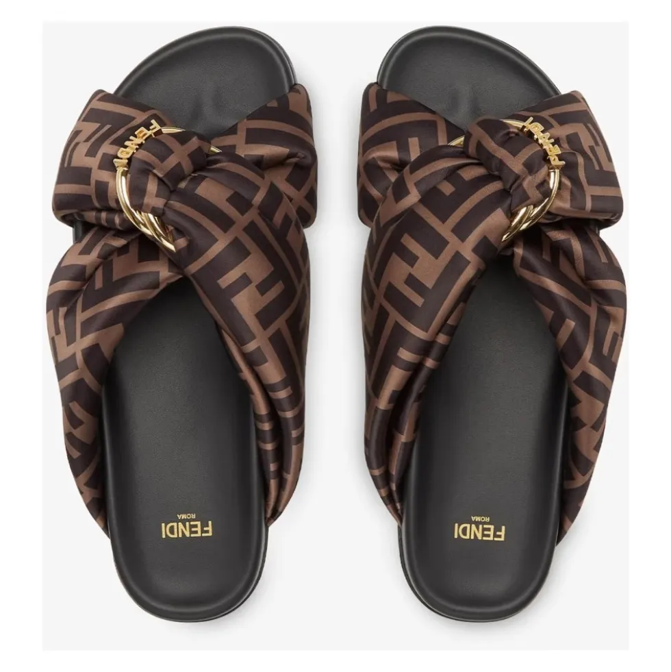 Brune Satin Sandaler med FF Motiv