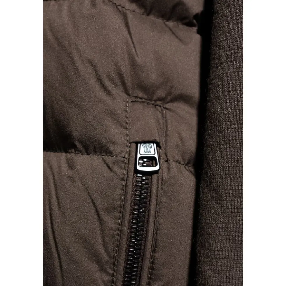 Cardigan med quiltet front
