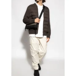 Cardigan med quiltet front