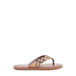Check Pavilion Sandaler