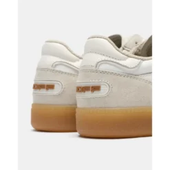 Classic Sneaker