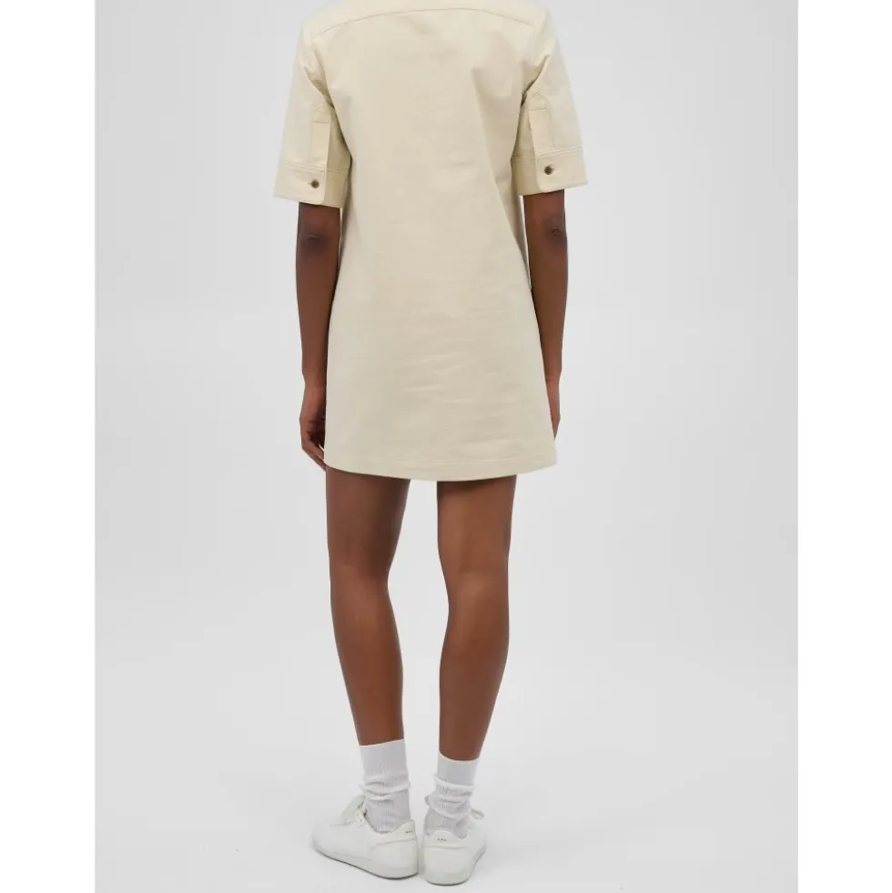 Courte Manches Longues Dress