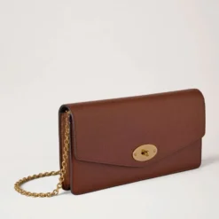 Darley Clutch