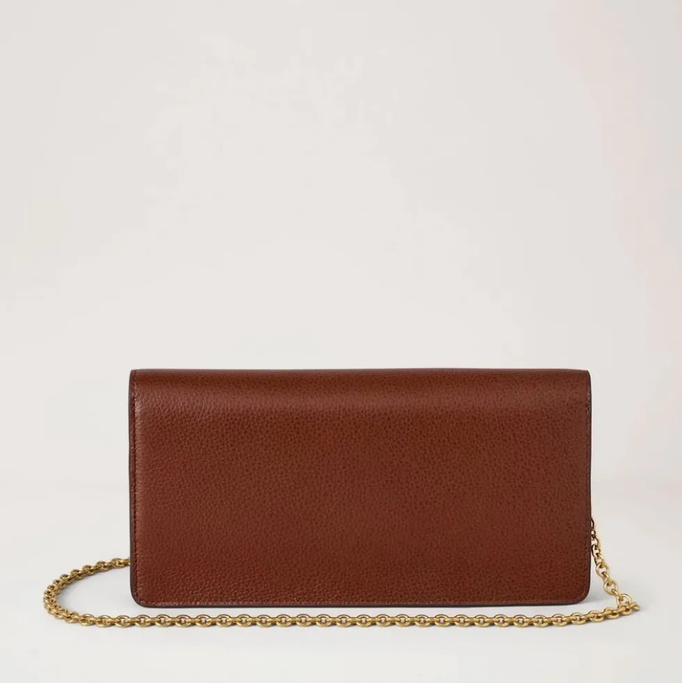 Darley Clutch