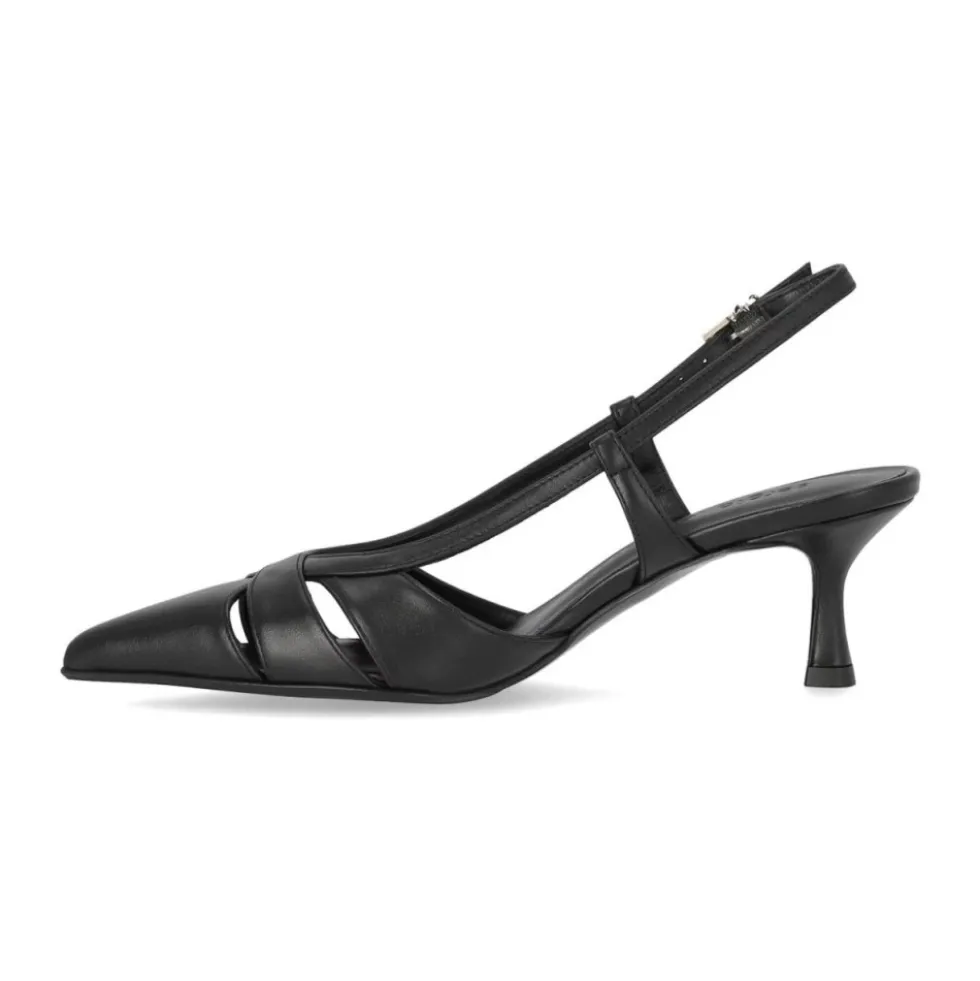 Edda Slingback Pump