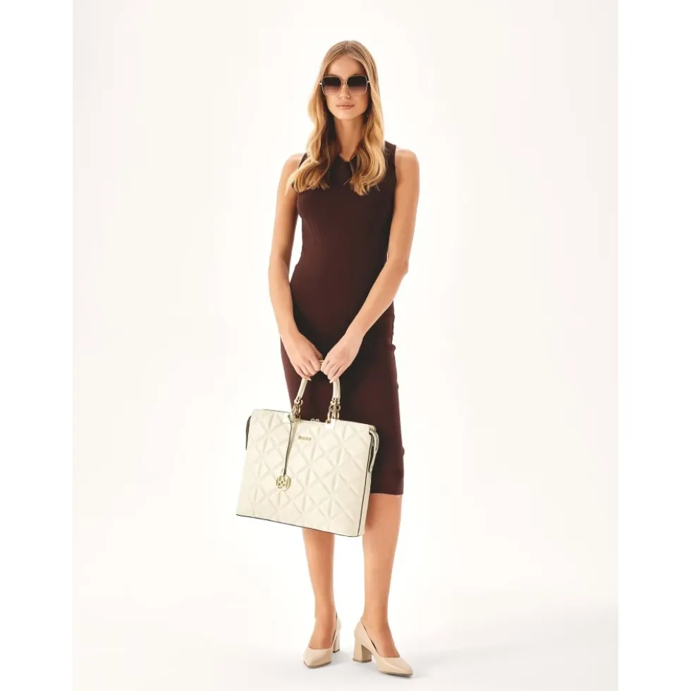 Elegant quiltet lædertaske