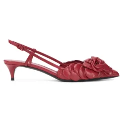 Elegant spids slingback med killingehæl