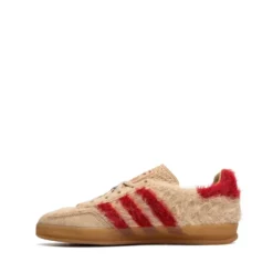 Gazelle Indoor