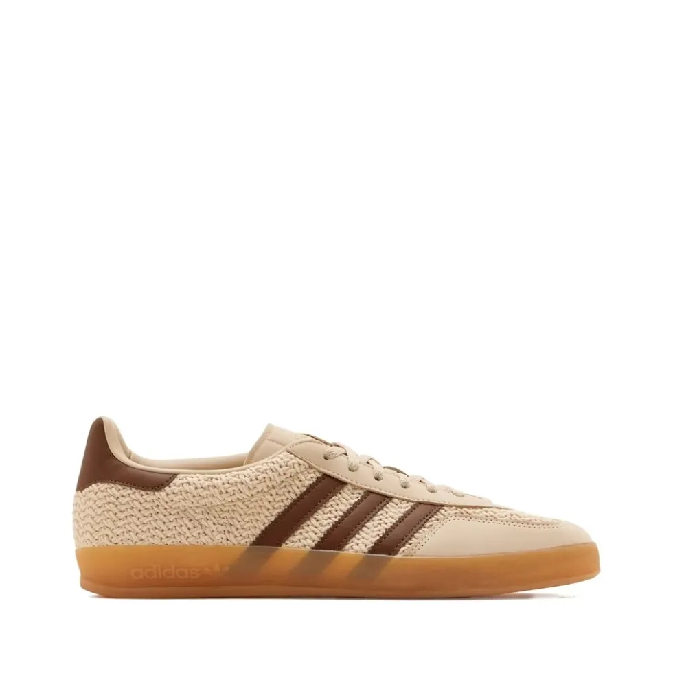 Gazelle Indoor