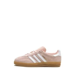 Gazelle Indoor