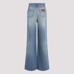 Højtaljede jeans med vide ben