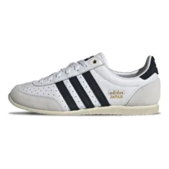 Japan W Sneakers