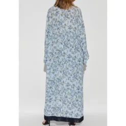 Kimono med blomstermotiv