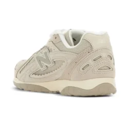 204L Lifestyle Sneakers