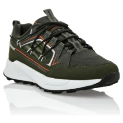Lo-Top Sneakers