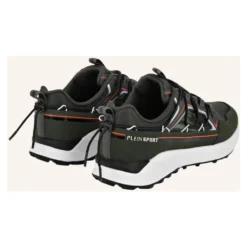 Lo-Top Sneakers