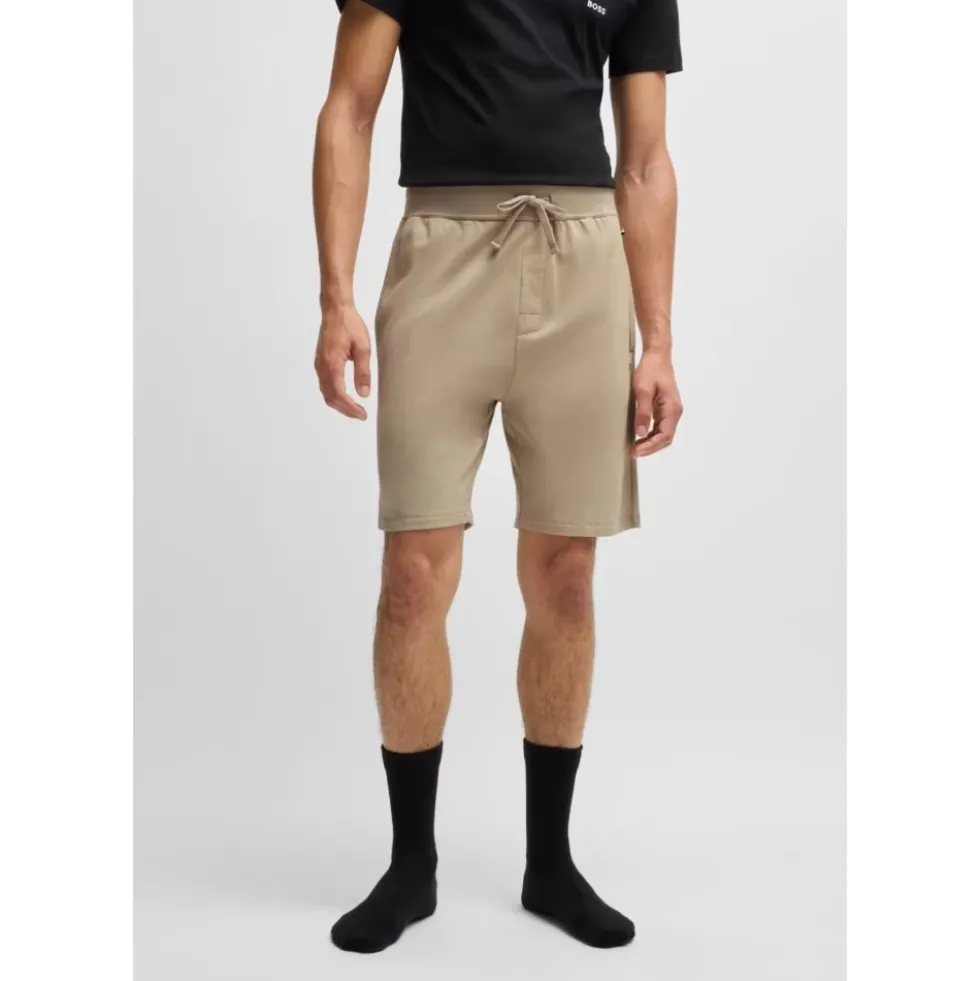 Minimal Bermuda Shorts med lige ben