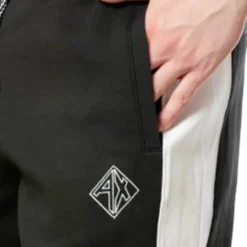 Minimalistiske stræk sports shorts