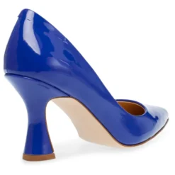 Notary Pumps