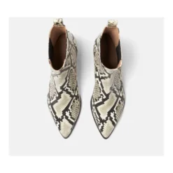 Olivia Chelsea Boot