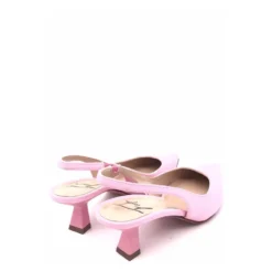 Pumps med spids tå