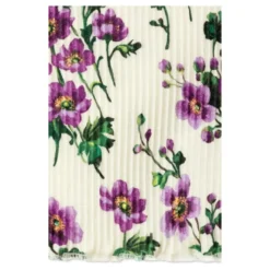 Ribbet top med blomstermotiv