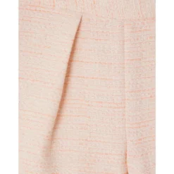Shorts med elastisk linning og lige ben