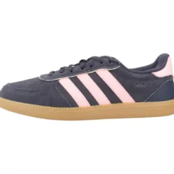 Sleek Breaknet Sneakers