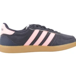 Sleek Breaknet Sneakers