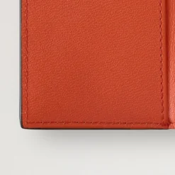 Small Classic Grain Wallet