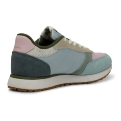 Smart Mode Sneakers