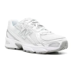 740 Sneaker