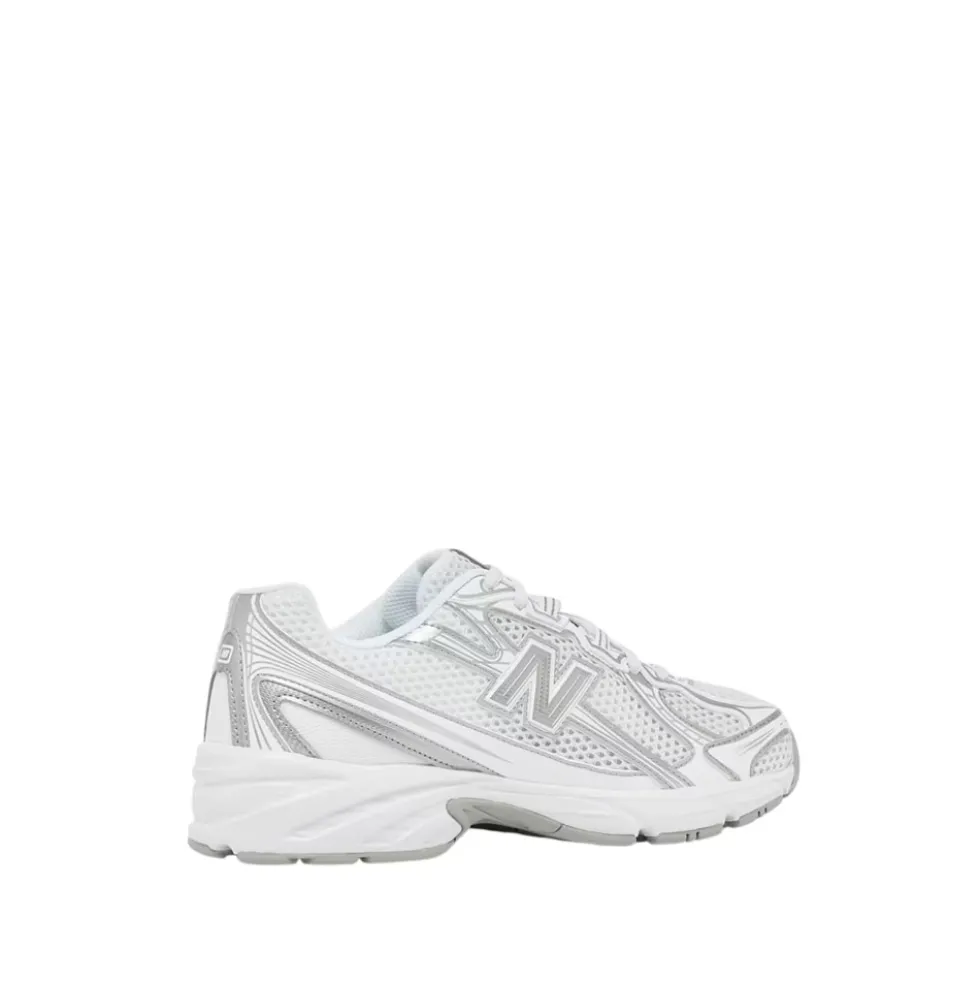 740 Sneakers
