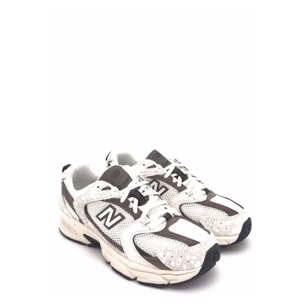 530 Sneakers