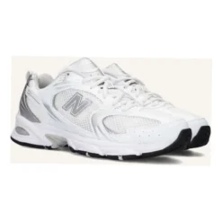 530 Sneakers