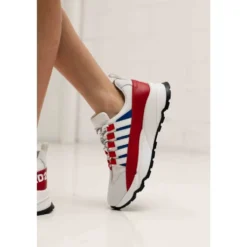 80197 02 Sneakers