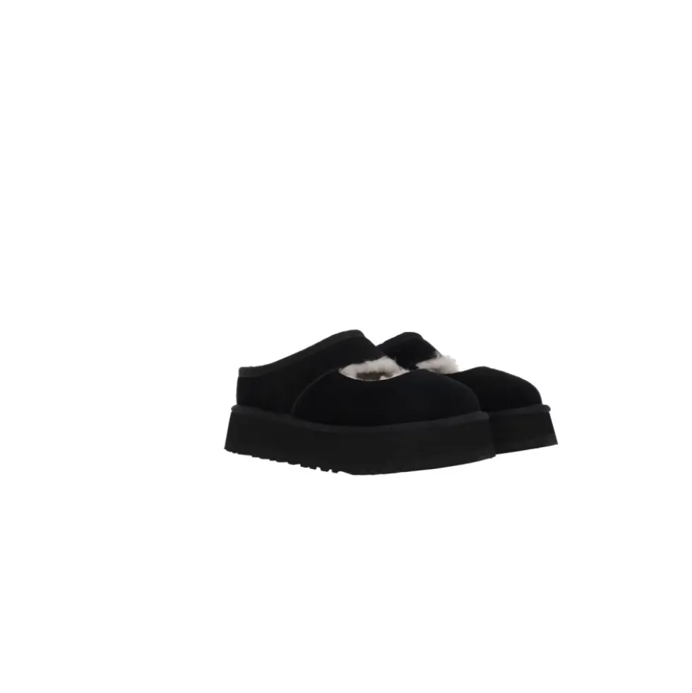 Sorte flade slip-on sko med cut-out detalje