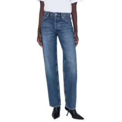 Straight Jeans