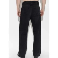 Straight-leg Jeans