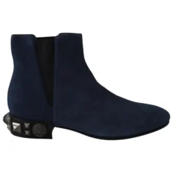 Suede ankelstøvler med dekorative nitter