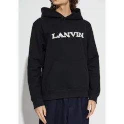 Sweatshirts & Hoodies