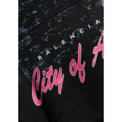 Sweatshirts & Hoodies